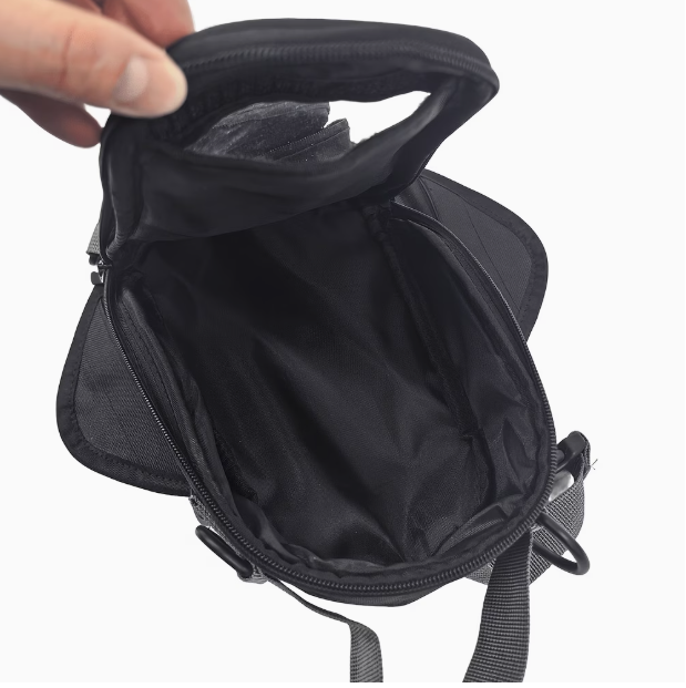 Magnetic Motorcycle Tank Bag – Touchscreen Navigation Rider Bag