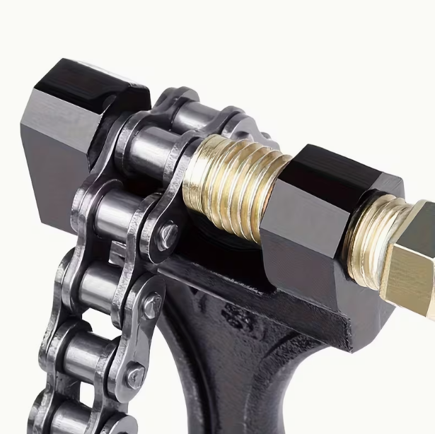 Universal Chain Breaker Tool – Heavy Duty #420-#530 Chain Link Removal Tool